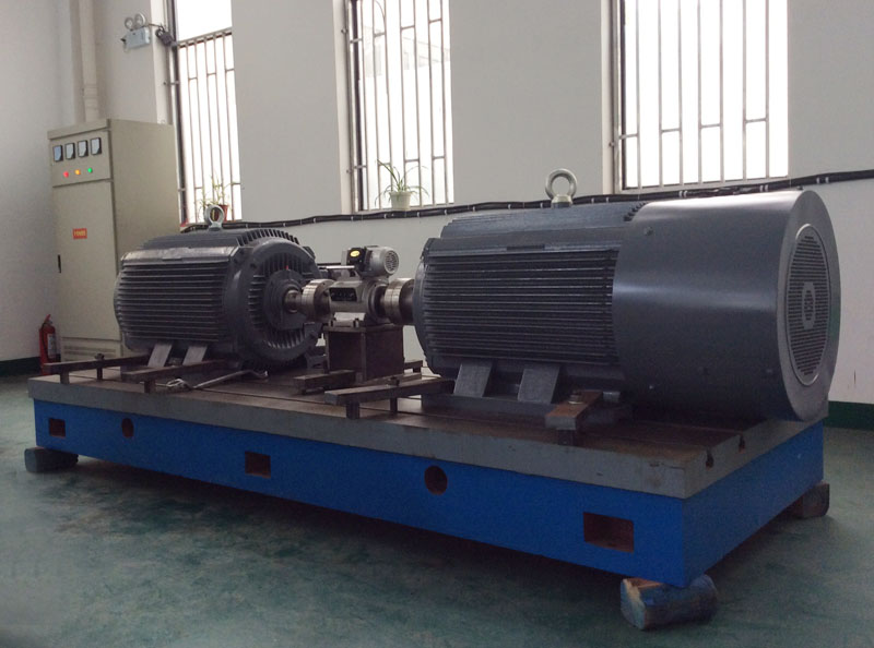 交流電力測功機